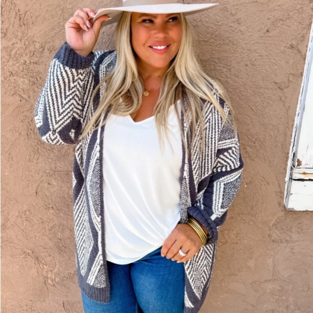 White Sands Aztec Reversible Fall and Winter Cloud Soft Cardigan